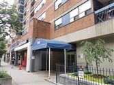 105 Mccaul St 602, Toronto