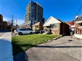 62 Lanark Ave, Toronto