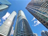 12 York St 5204, Toronto