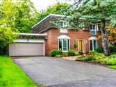 16 Rollscourt Dr, Toronto