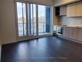 2020 Bathurst St 725, Toronto