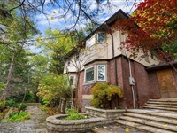 56 Roxborough Dr, Toronto