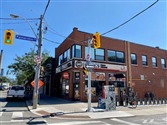 809 Dundas St 201, Toronto