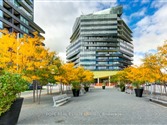 21 Lawren Harris Sq 811, Toronto