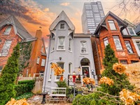 72 Henry St, Toronto