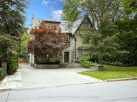 80 Old Forest Hill Rd, Toronto