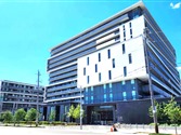 120 Varna Dr 904, Toronto