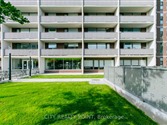 666 Spadina Ave 2406, Toronto