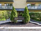 221 Russell Hill Rd 303, Toronto