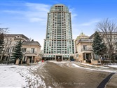 17 Barberry Pl 1802, Toronto