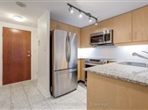 300 Bloor St 611, Toronto