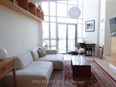 255 Richmond St 819, Toronto