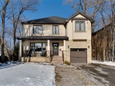 92 Ridgevale Dr, Toronto