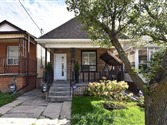 23 Amherst Ave Main, Toronto