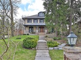 49 Weybourne Cres, Toronto