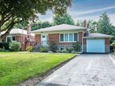 173 Betty Ann Dr, Toronto