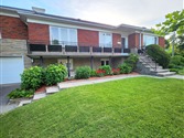 257 Betty Ann Dr, Toronto