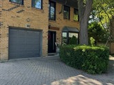 30 Chiswell Cres Bsmt, Toronto