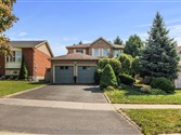 135 William Stephenson Dr, Whitby