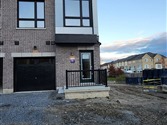 35 Pegler St, Ajax