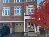 1299 Glenanna Rd 24, Pickering