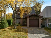 581 Stonebridge Lane, Pickering