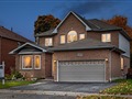 122 Robert Adams Dr, Clarington