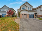 55 Breakwater Dr, Whitby