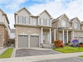 115 Roy Nichols Dr, Clarington