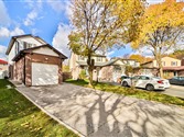 79 Warwick Castle Crt, Toronto