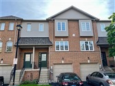 94 Aspen Park Way 40, Whitby