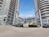 135 Village Green Sq 1922, Toronto