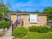 28 Benhur Cres Lower, Toronto