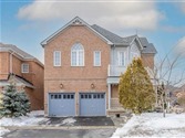 49 Thackery Dr, Ajax