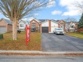 64 Fenwick Ave, Clarington