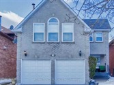 136 Mullen Dr Lower, Ajax