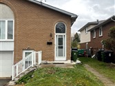 116 Hildenboro Sq Upper, Toronto