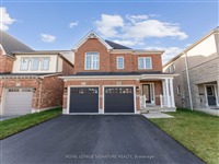 16 Howlett Cres, Ajax