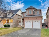 87 Rockland Cres, Whitby