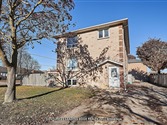 2 Kingsway Gate, Clarington