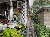 6 Camilla Cres Bsmt, Toronto