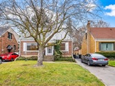 29 Plaxton Dr, Toronto