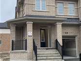 60 Air Dancer Cres, Oshawa