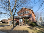 34 Canadian Oaks Dr, Whitby