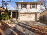 653 Meadowvale Rd Upper, Toronto