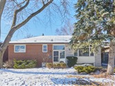 112 Bowman Ave, Whitby