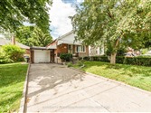 240 Parkview Hill Cres #bsmt, Toronto