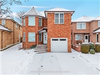 8 Angus Dr, Ajax