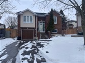 880 Meadowhill Crt Lower, Oshawa