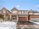 1718 Kalmar BSMT Ave, Pickering